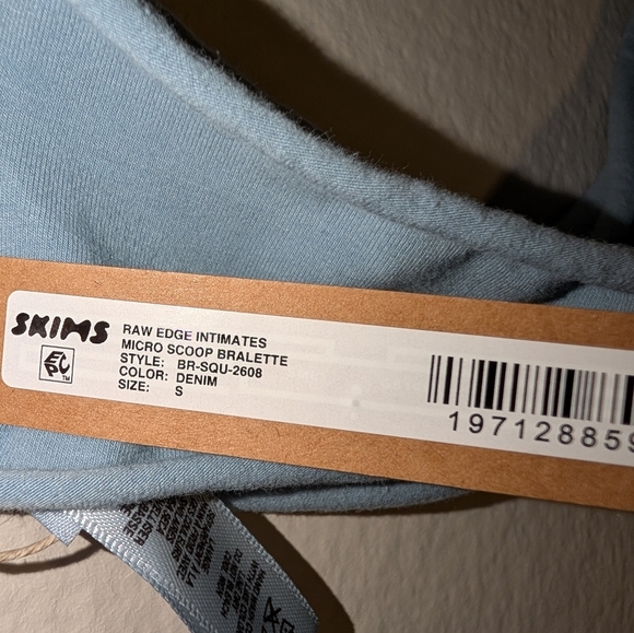SKIMS RAW EDGE MICRO SCOOP BRALETTE Limited Edition Blue Denim Size Small - Picture 6 of 6